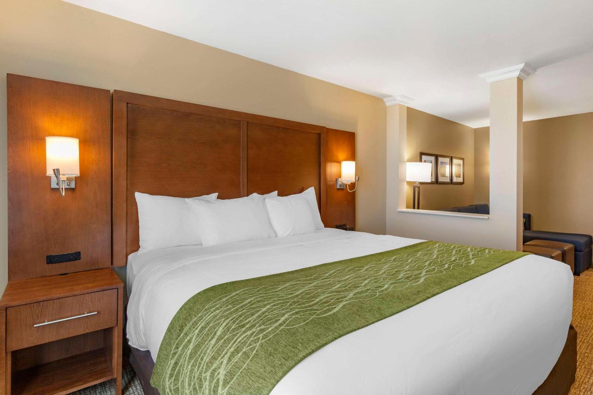 Comfort Suites Albuquerque Airport Extérieur photo