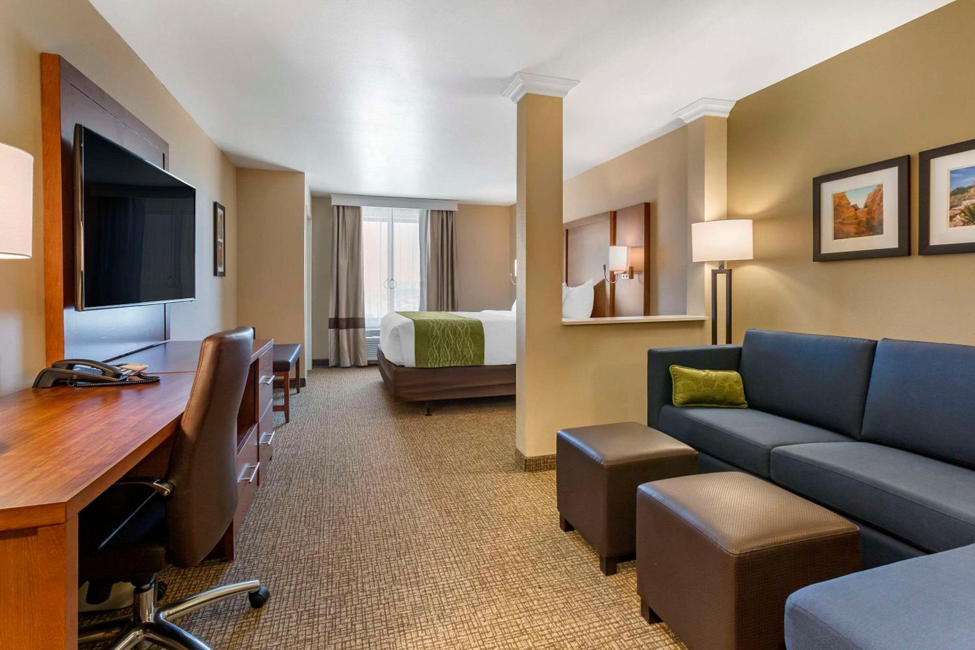 Comfort Suites Albuquerque Airport Extérieur photo